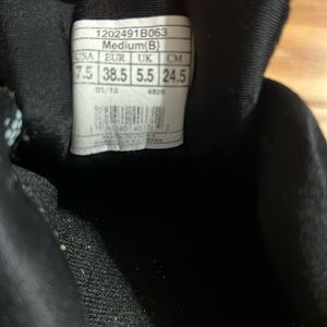 Brooks Revel Tennis Shoes